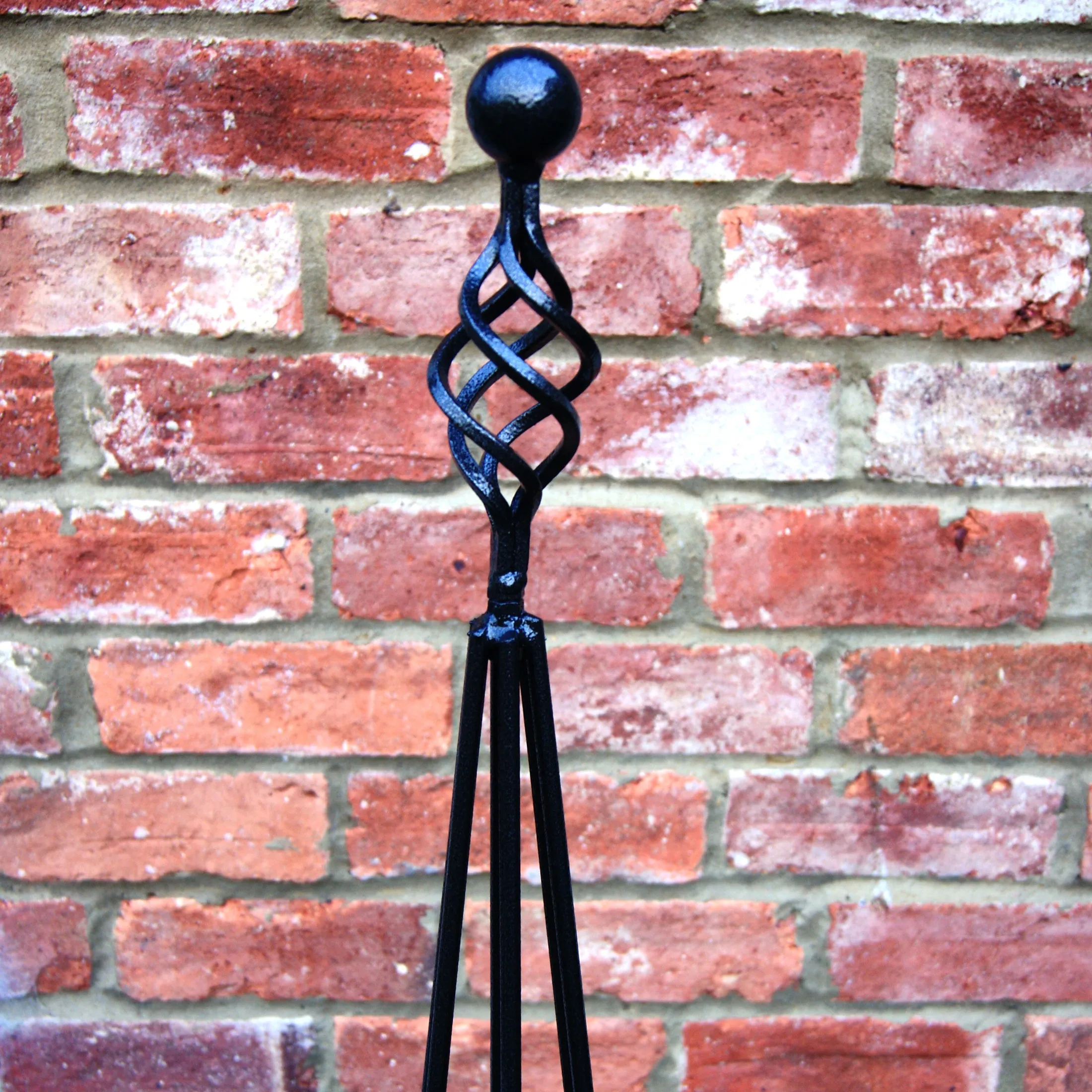 Black Steel Garden Obelisk Ball Twist Topper