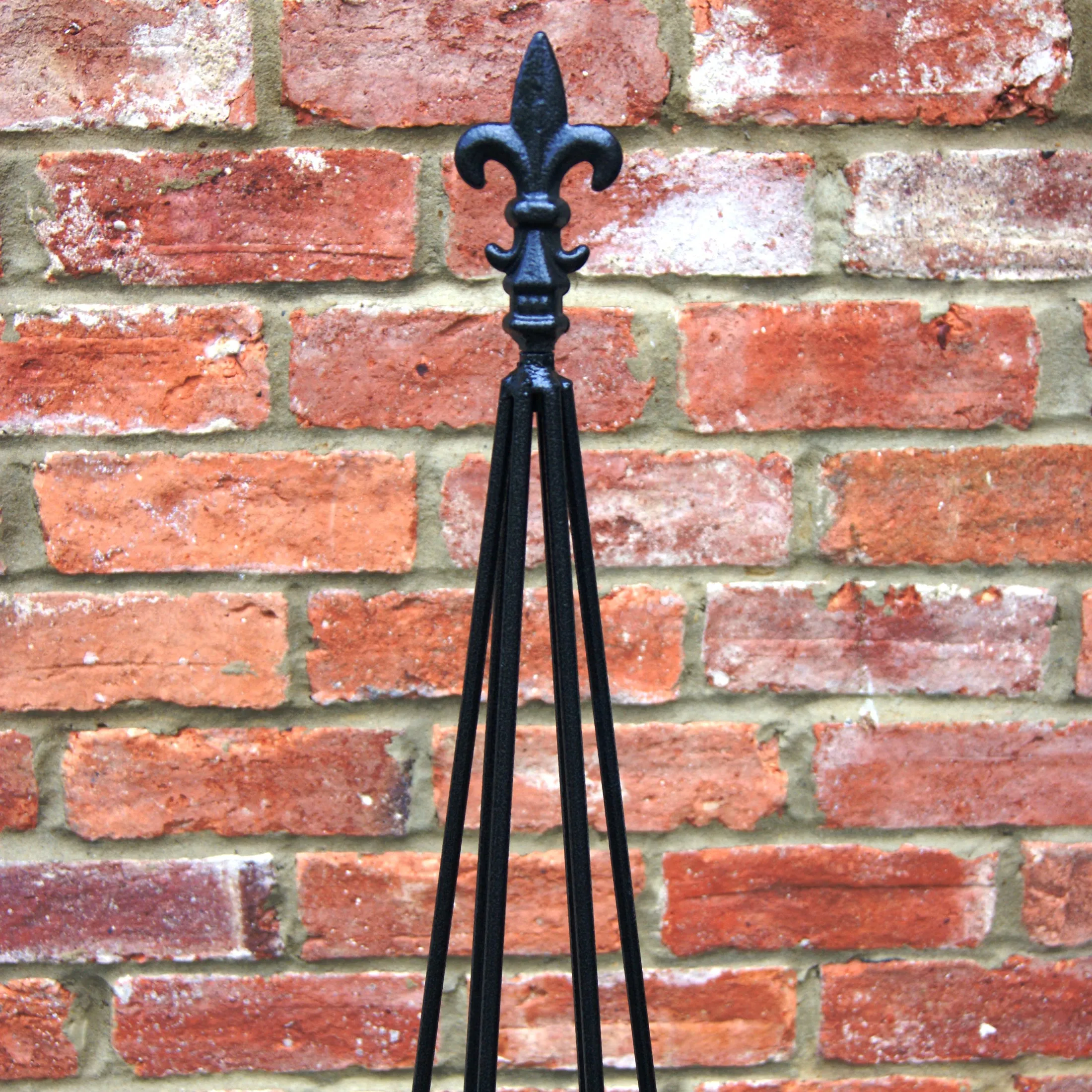 Black Steel Garden Obelisk Fleur De Lys Topper